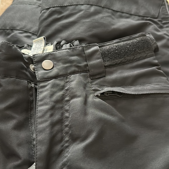 Cherokee snow ski black adjustable pant Youth XL fit up to women’s small/medium - Picture 4 of 11
